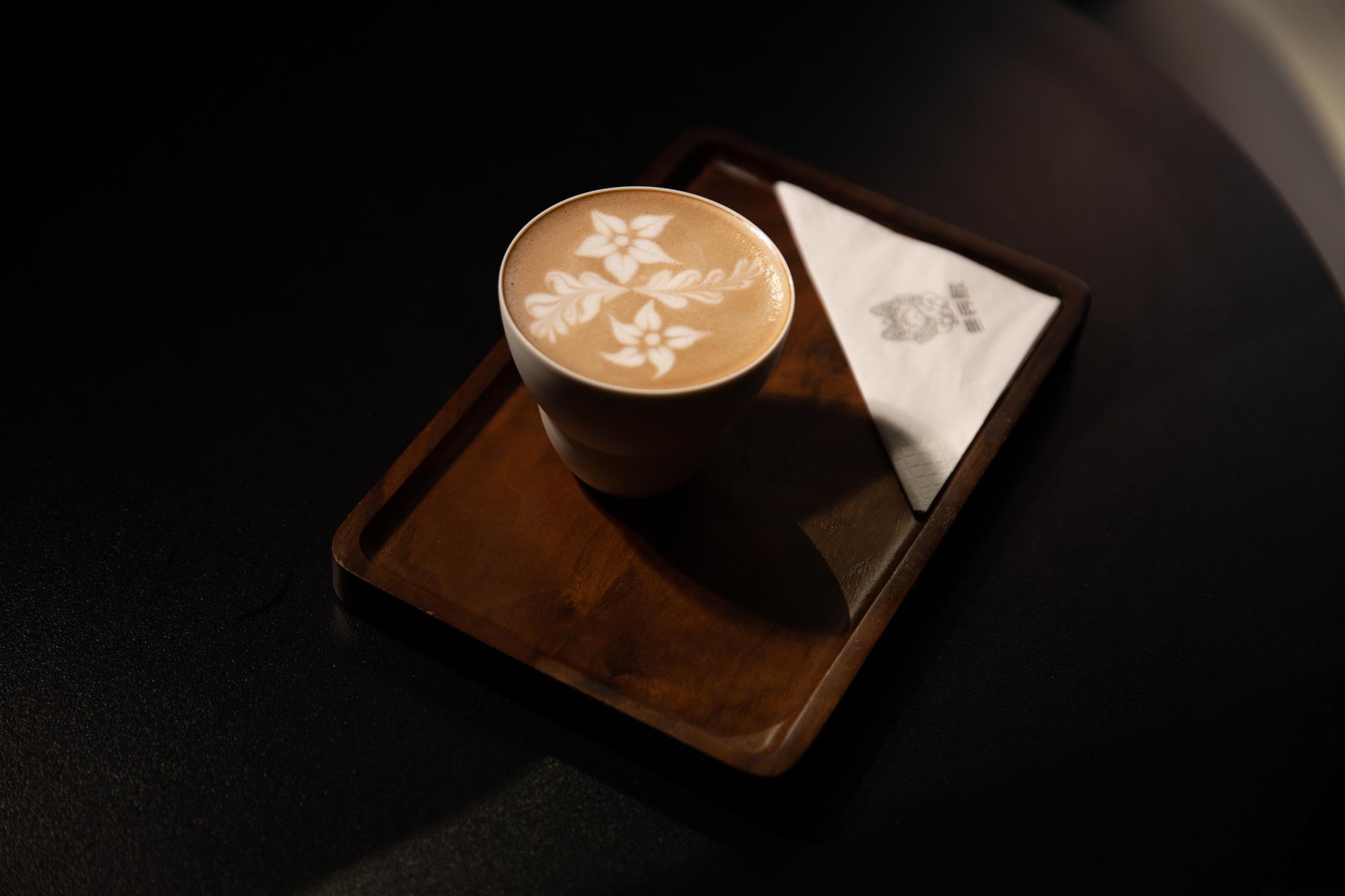 8普洱•枫糖茶拿铁——关于茶咖甜醇的想象